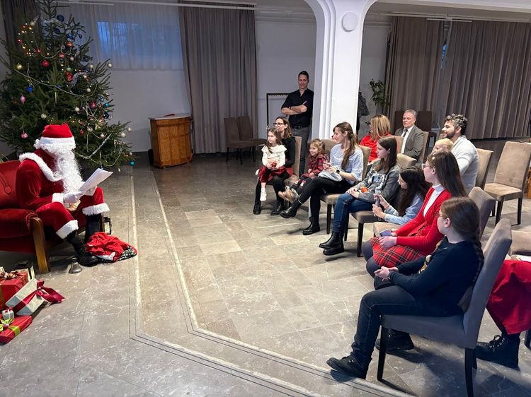 Mikulás járt a NASZI dolgozók gyermekeinél