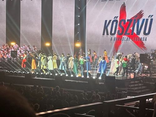 Jókai 200 - Kőszívű a Sportarénában