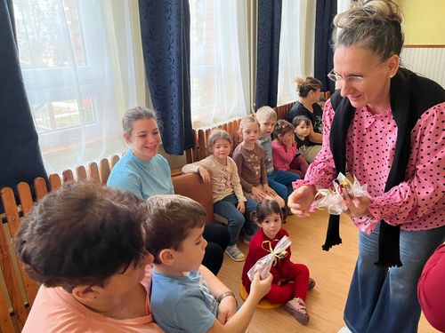 Mézeskalács és Kacor király